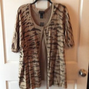 Animal print short sleeve lane Bryant cardigan NWT